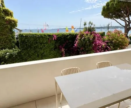 Beautiful 2br With Terrace With Sea View Palm Apartment